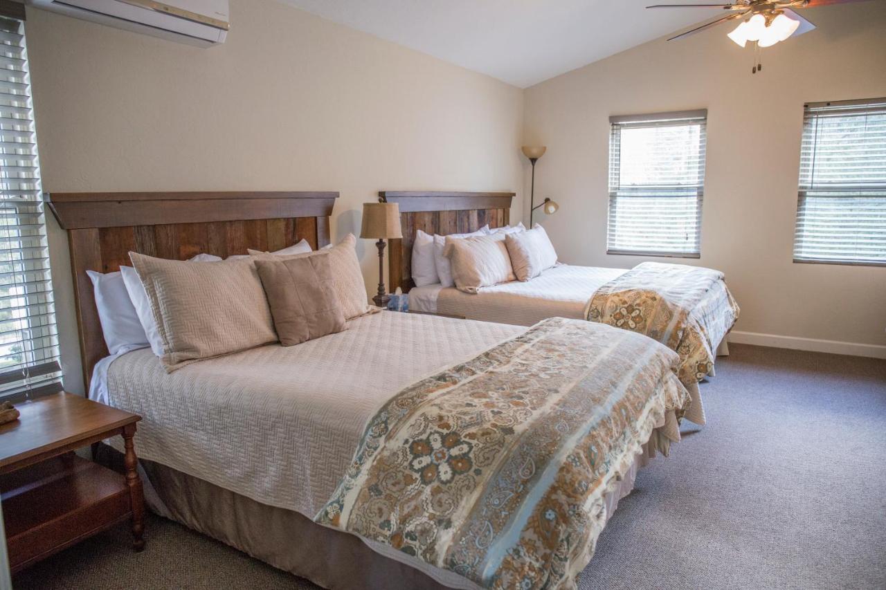 Brook Trout Inn Sapphire Екстер'єр фото
