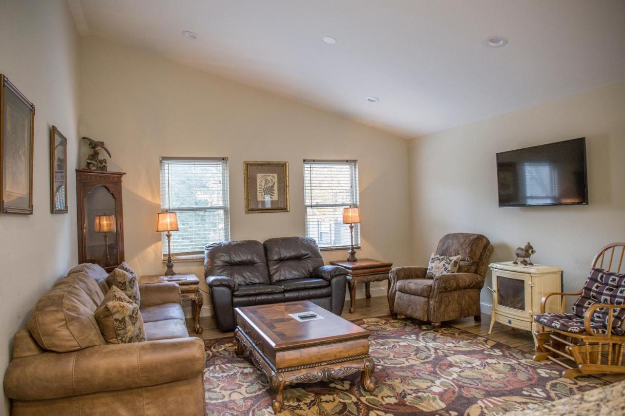 Brook Trout Inn Sapphire Екстер'єр фото