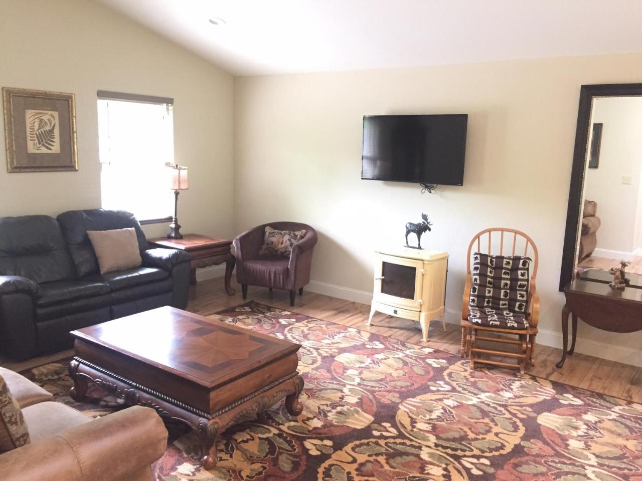 Brook Trout Inn Sapphire Екстер'єр фото