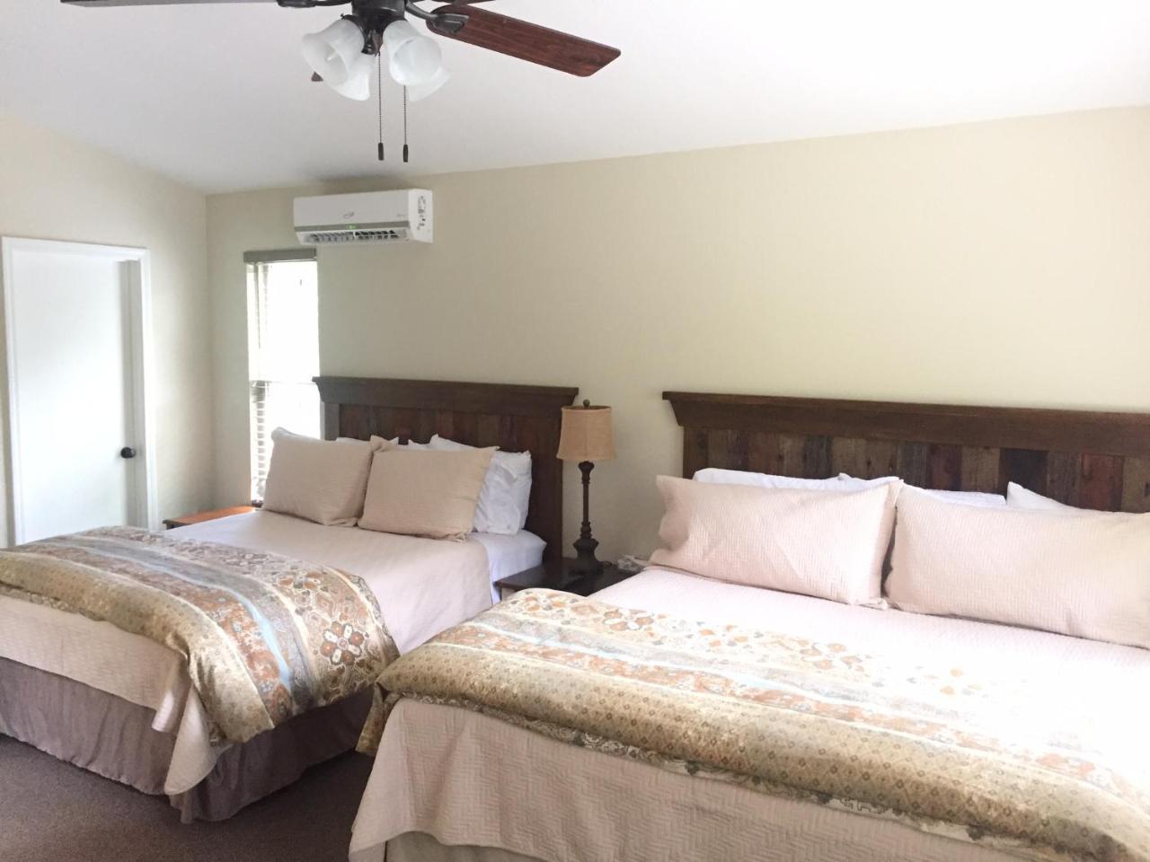 Brook Trout Inn Sapphire Екстер'єр фото